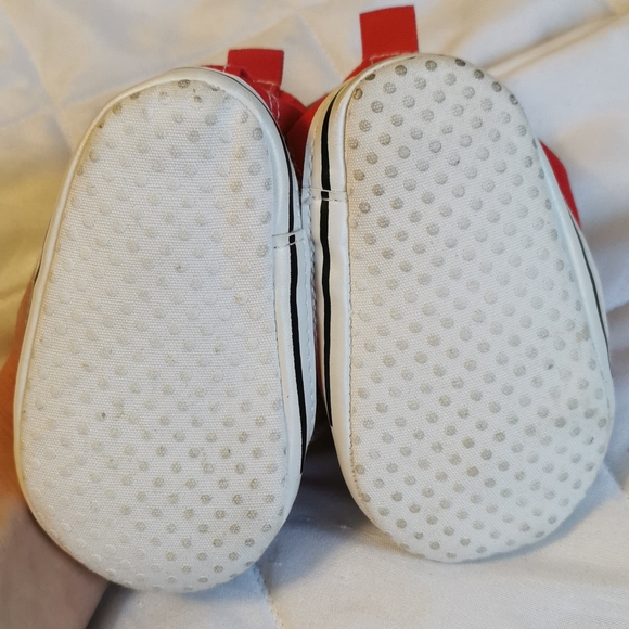 Airwalk Red shoes (4W- baby) - Picture 2 of 16